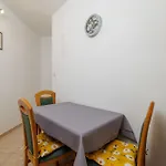 Paradise Apartment *